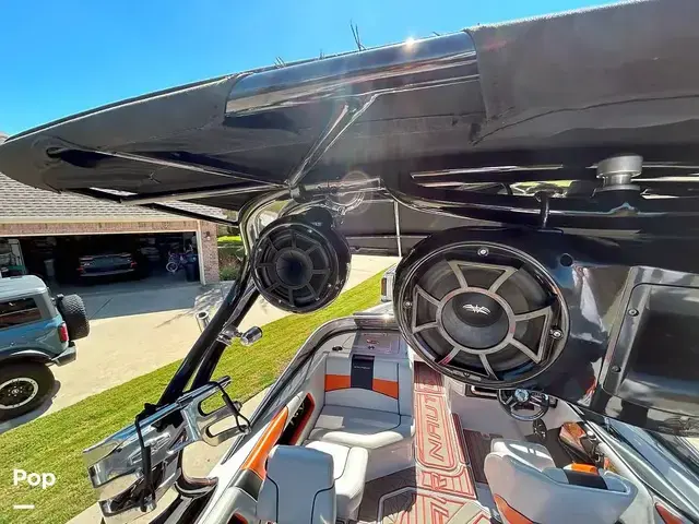 Nautique Boats 230te