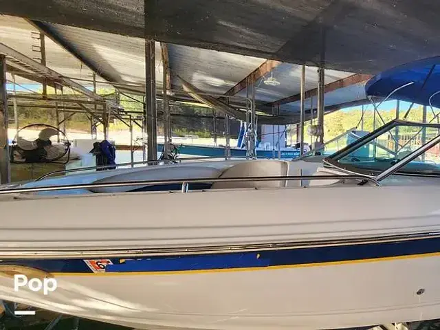 Chaparral 220 SSI