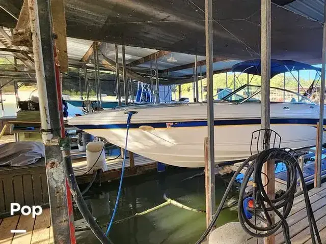 Chaparral 220 SSI