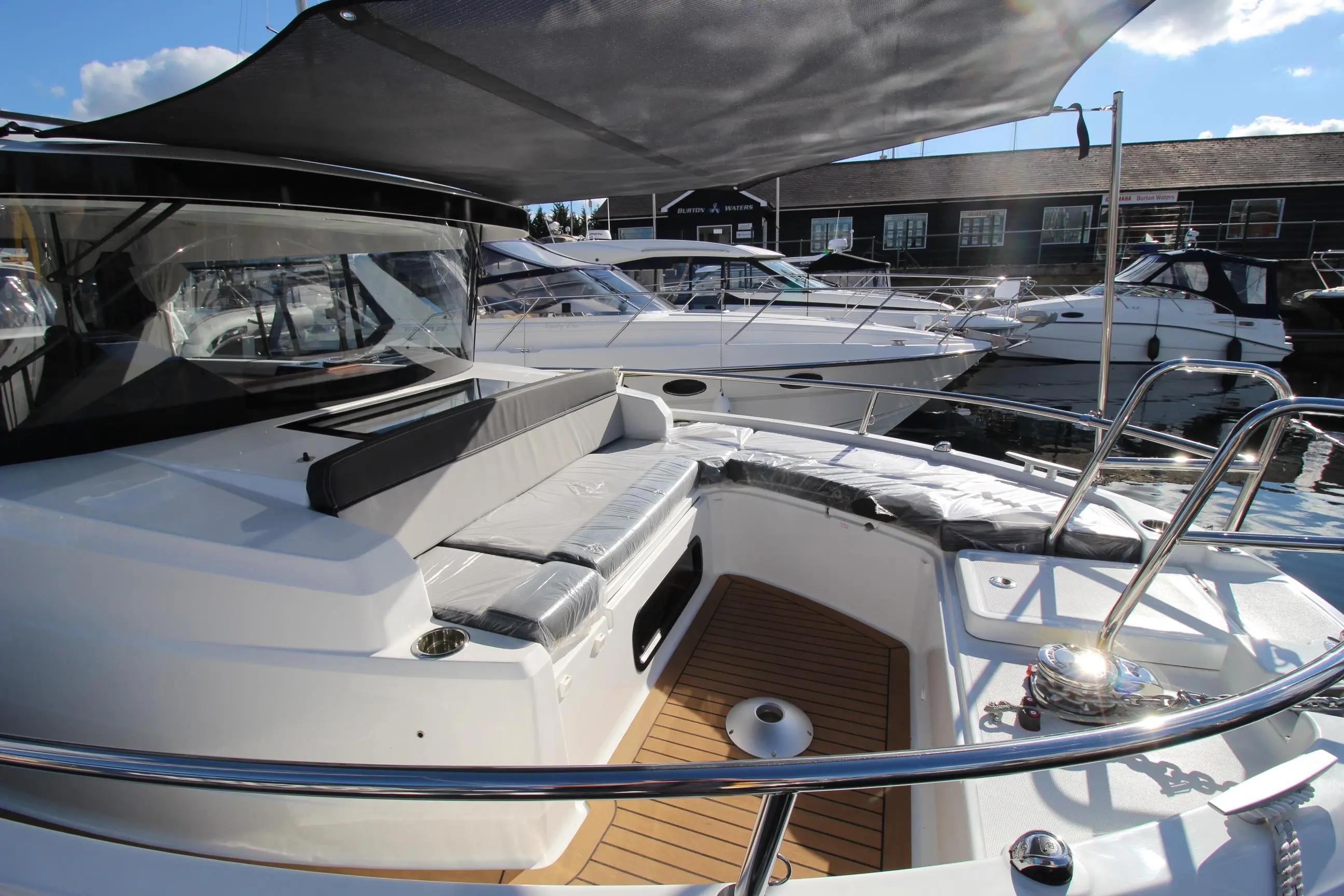 2024 Jeanneau merry fisher 895 sport