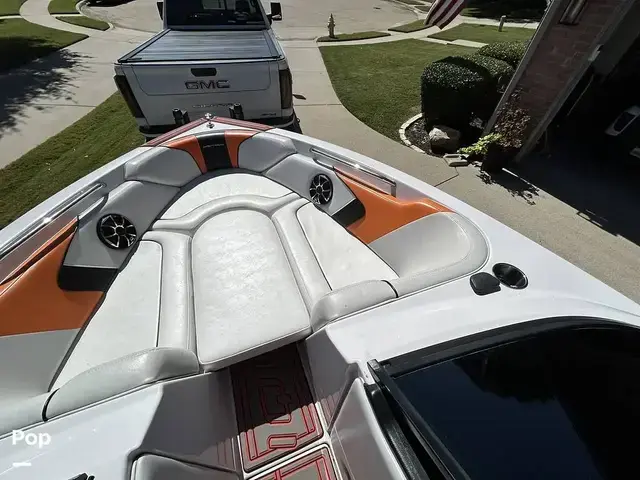 Nautique Boats 230te