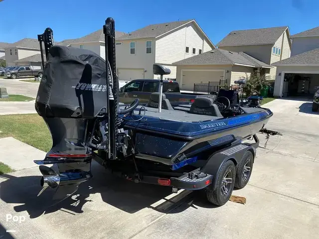 Skeeter ZX 225