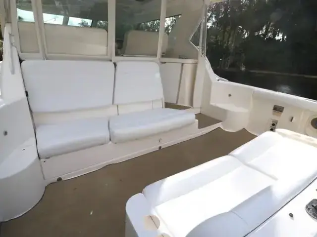 Tiara Yachts 4400 Sovran