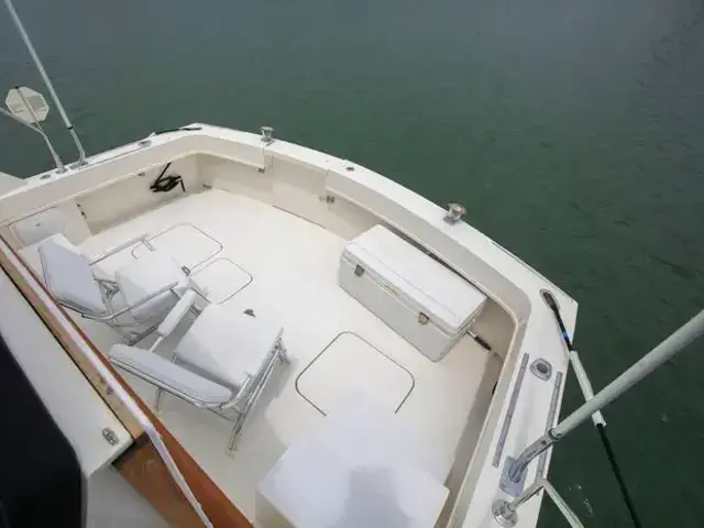 Hatteras Yacht Fish