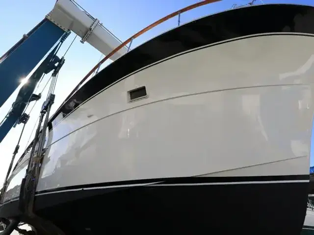 Hatteras Yacht Fish