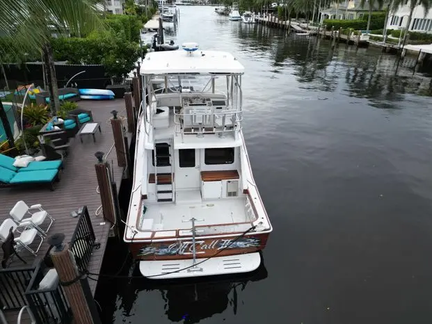 1998 Luhrs 38 convertible