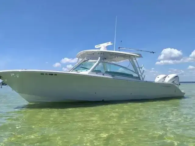 Cobia 330 Dc