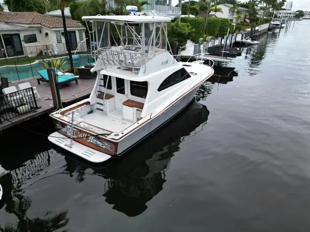 1998 Luhrs 38 convertible