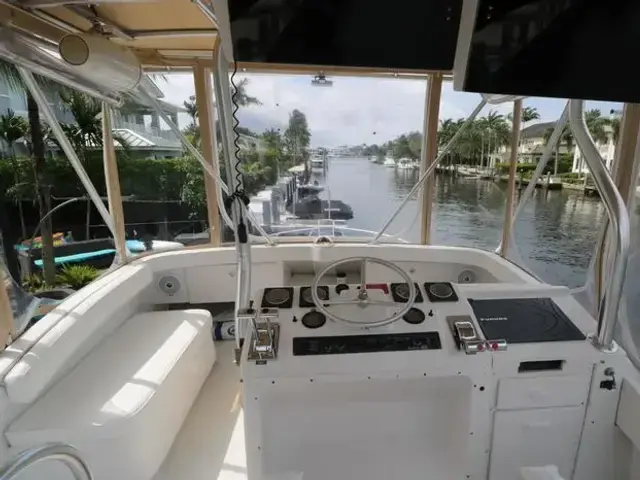 Luhrs 38 Convertible