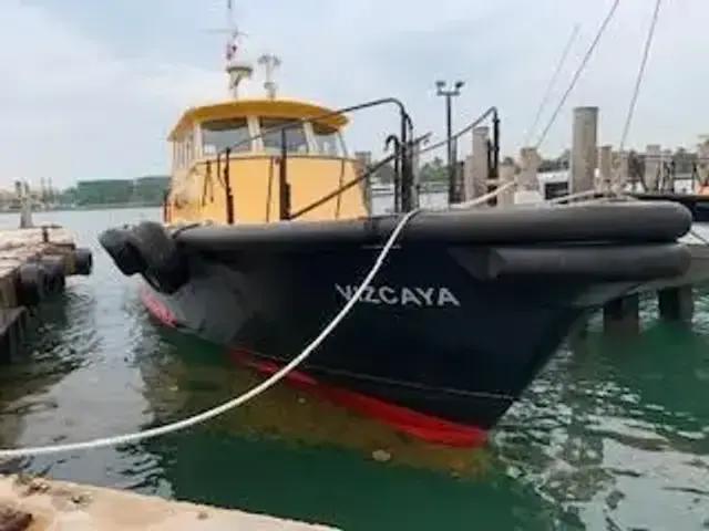 Gladding Hearn Pilot Boat