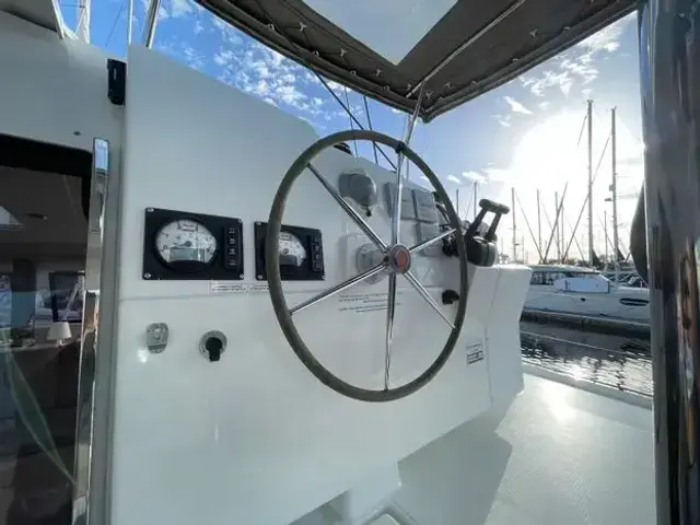 Fountaine Pajot Lucia 40