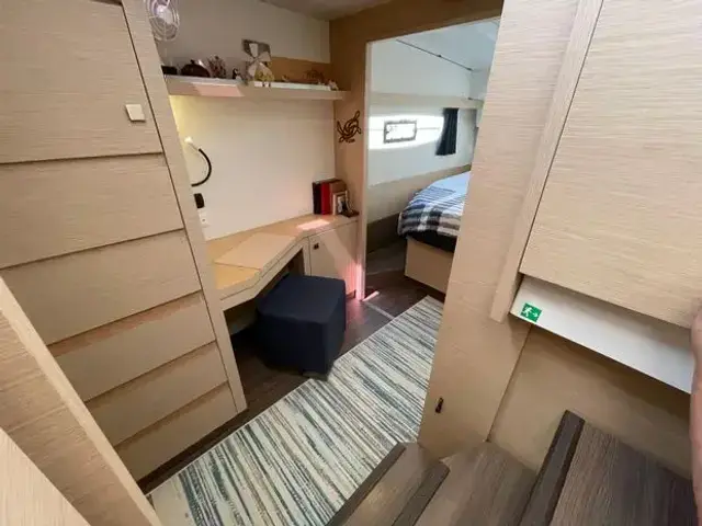 Fountaine Pajot Lucia 40