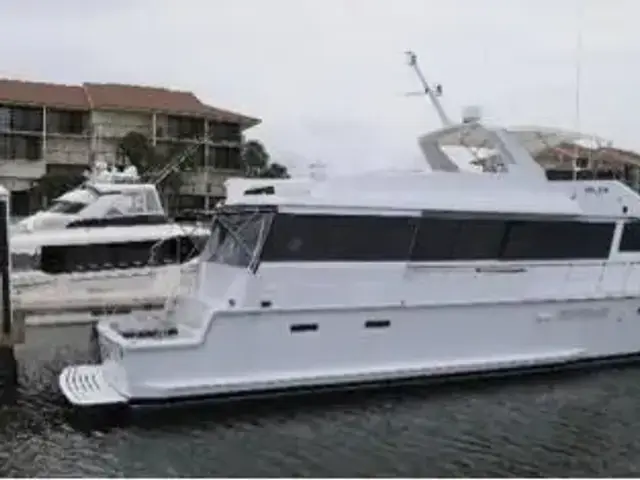 Viking 70 Cockpit Motor Yacht