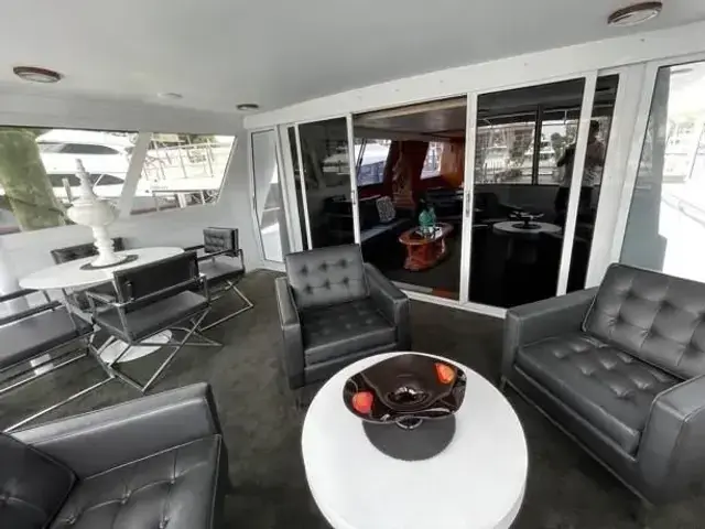 Viking 70 Cockpit Motor Yacht