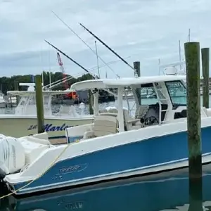 2019 Boston Whaler 380 Outrage