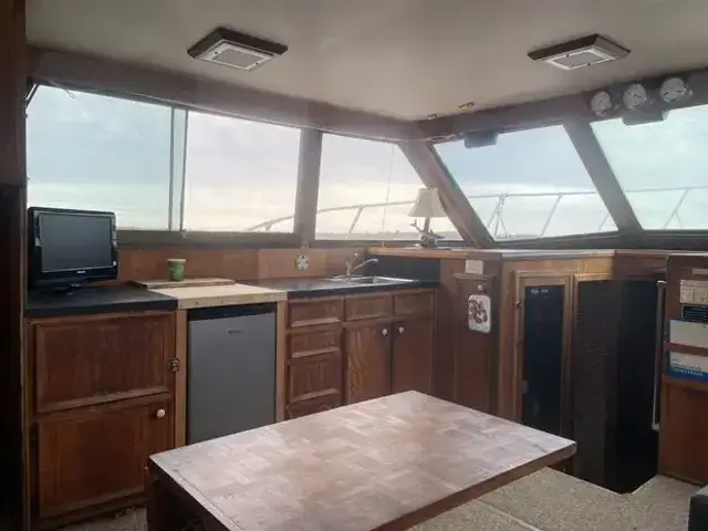 Hatteras 37 Convertible