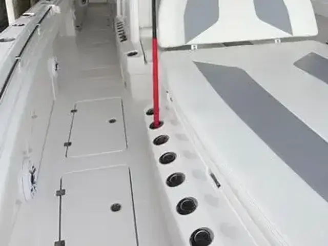 Invincible Boats 40 Catamaran