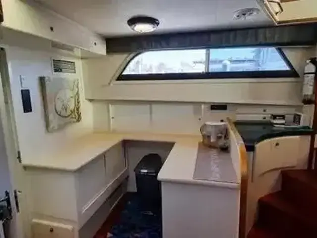 Hatteras 60 Yacht Fish