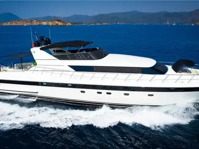 Mangusta 105