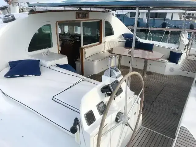 Lagoon 570