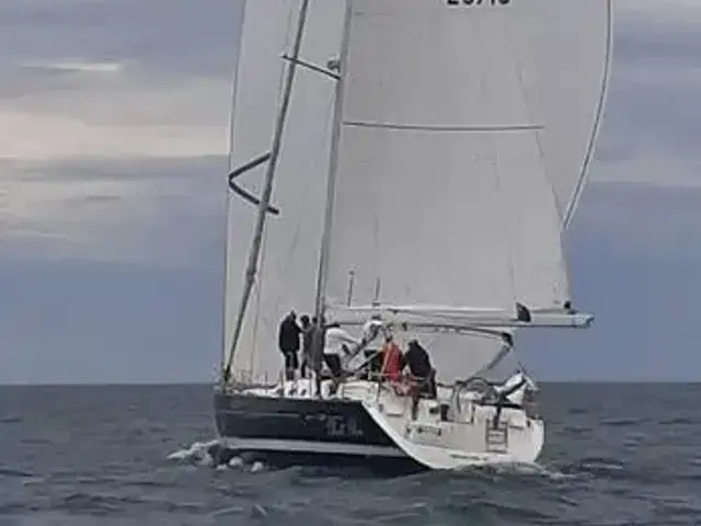 Beneteau Oceanis Clipper 523