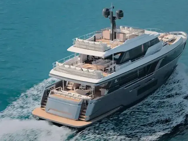 Custom Line Navetta 30