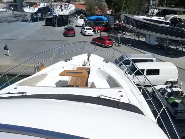 Fairline Squadron 65