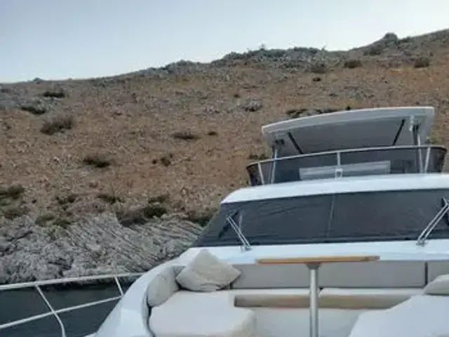 Fairline Squadron 65