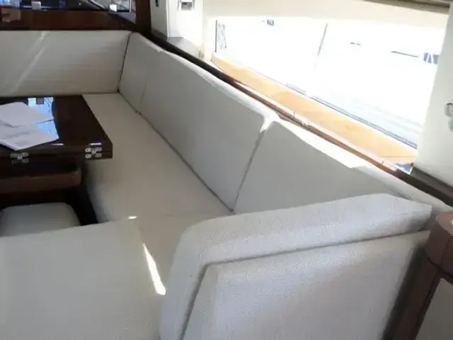 Fairline Squadron 65