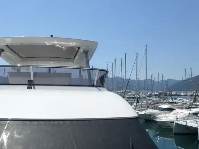 Fairline Squadron 65