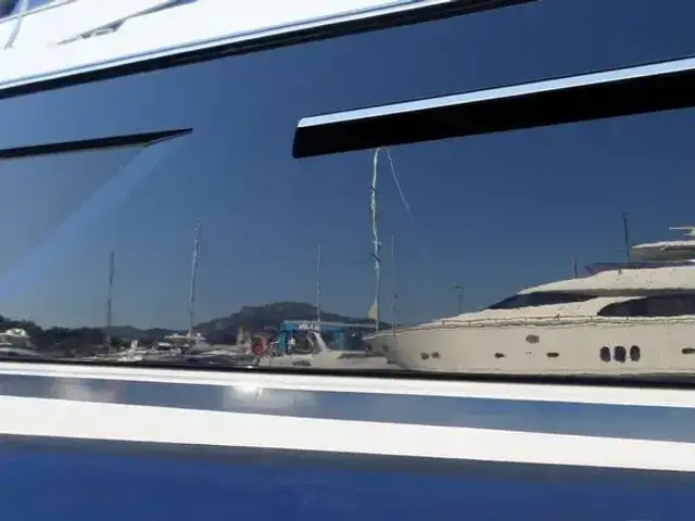 Fairline Squadron 65