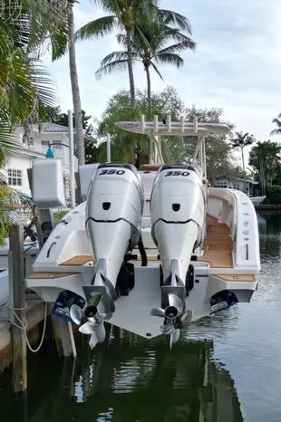 2018 Carrera Boats 320cc