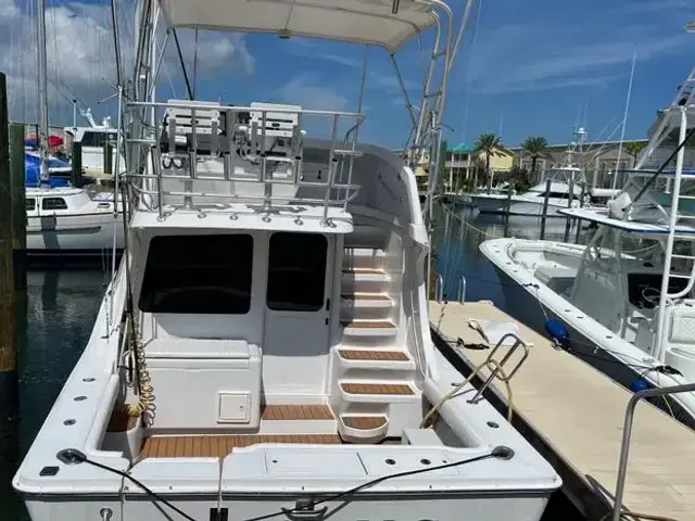 Luhrs 36 Convertible