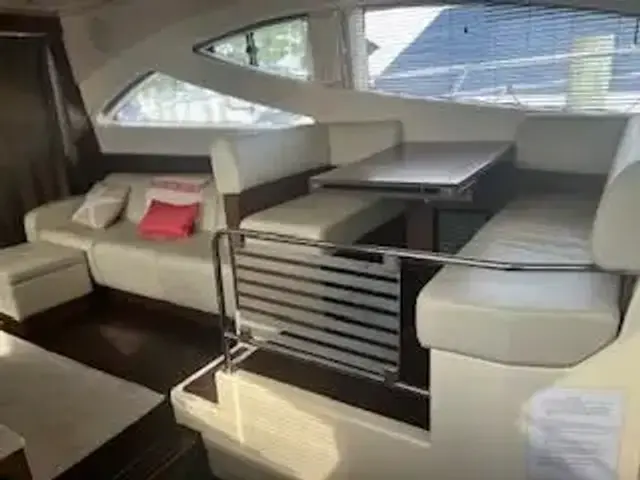 Sea Ray 450 Sedan Bridge