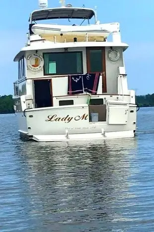 1985 Hatteras 72 cockpit motoryacht