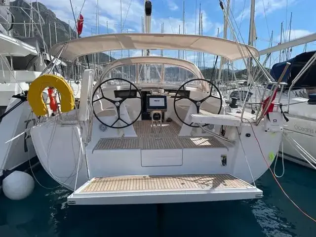 Hanse 418