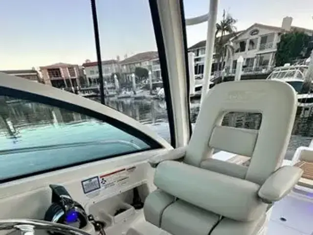 Boston Whaler 285 Conquest