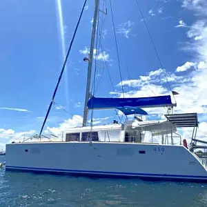 2013 Lagoon 450