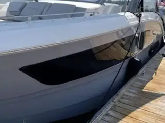 Sea Ray 370 Sundancer