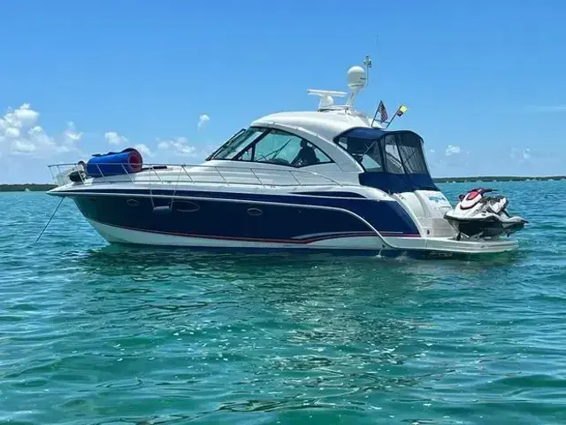 Formula 45 Yacht