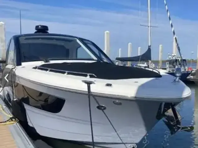 Sea Ray 370 Sundancer