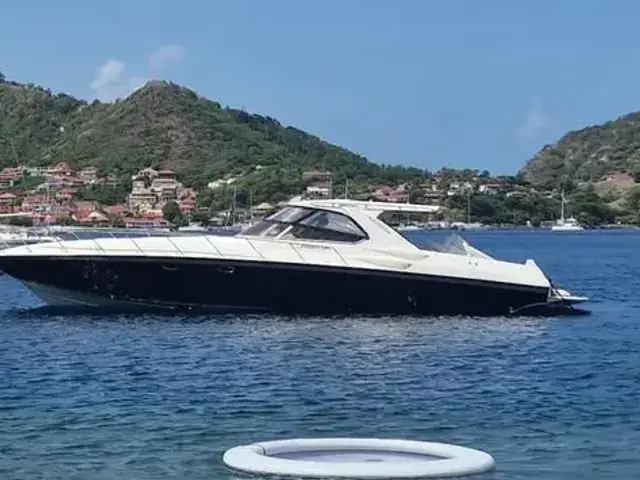 Fountain 48 Express Cruiser