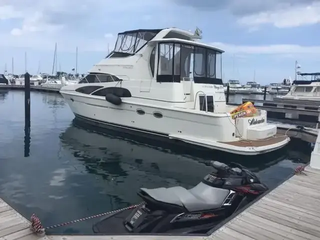 Carver 444 Cockpit Motor Yacht