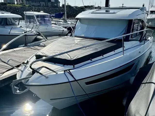 Parker 750 Cabin Cruiser