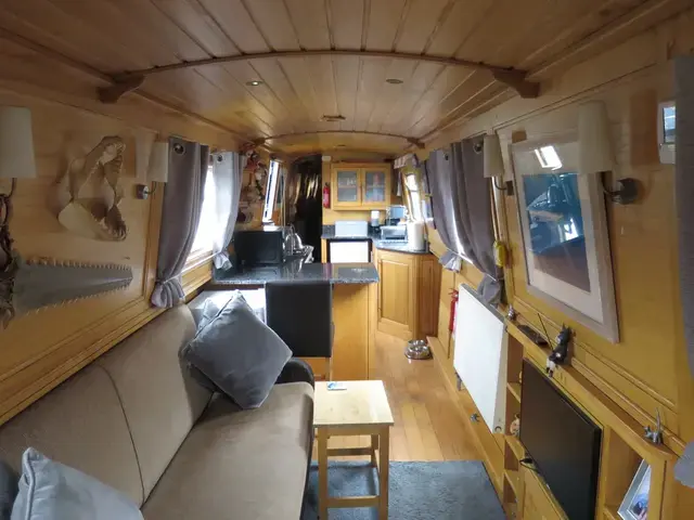 Aqualine Boats 60 Narrowboat