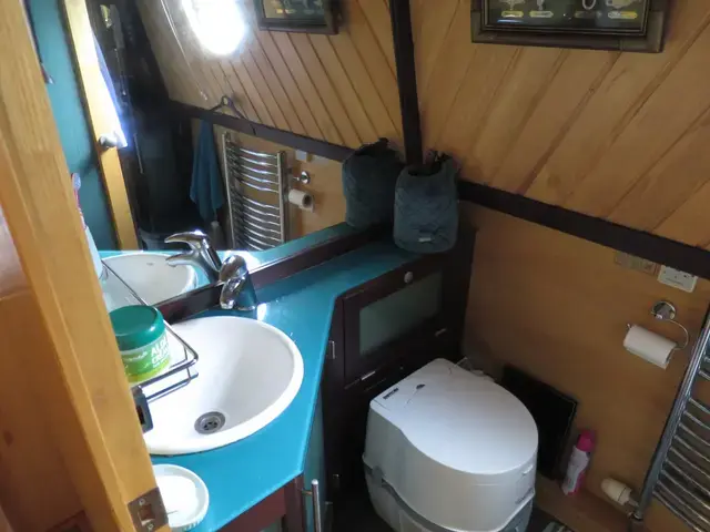 Aqualine Boats 60 Narrowboat