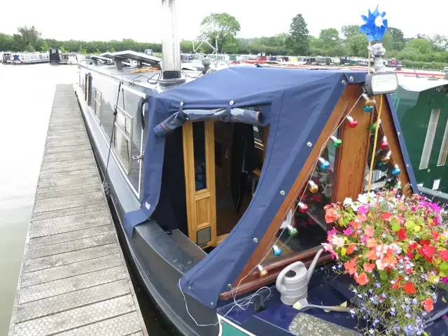 Aqualine Boats 60 Narrowboat