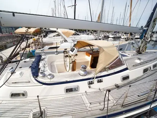 Hallberg-Rassy 42F