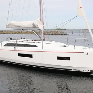 2024 Beneteau Oceanis 37.1