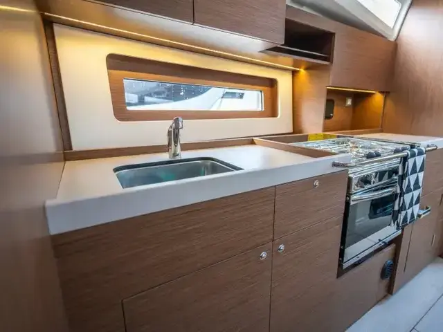 Beneteau Oceanis 37.1